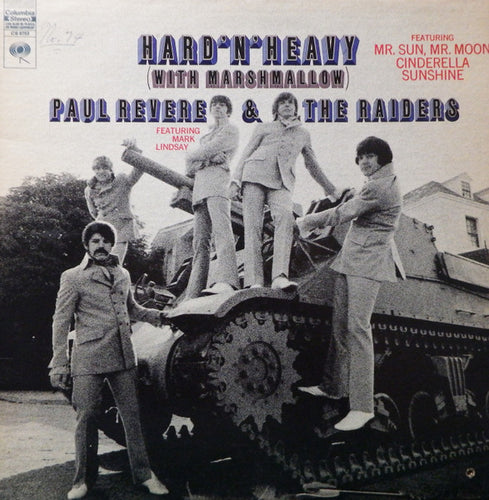 Paul Revere & the Raiders featuring Mark Lindsay